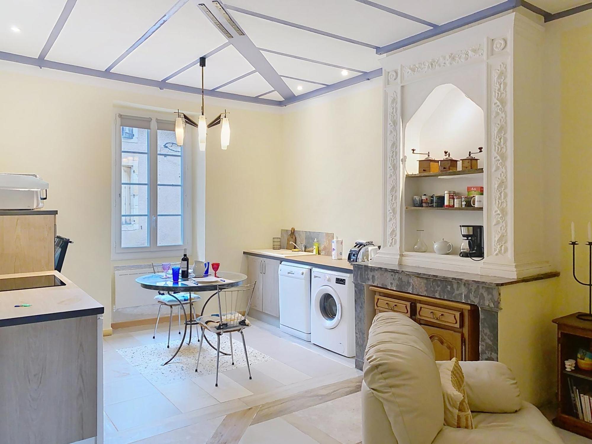 Résidence Verdi - Appartements meublés en centre ville Bédarieux Exterior foto